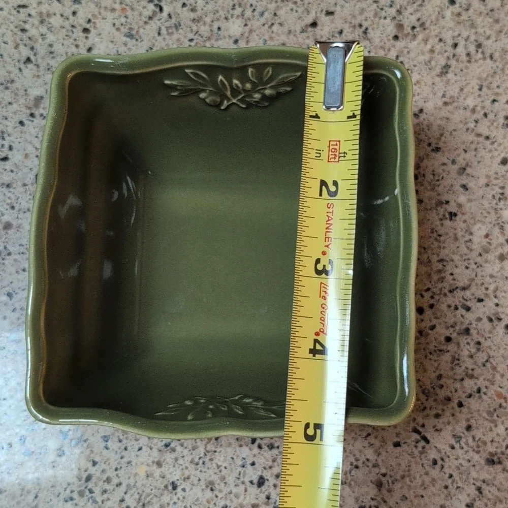 Sur La Table / Green Ceramic Olive Dish